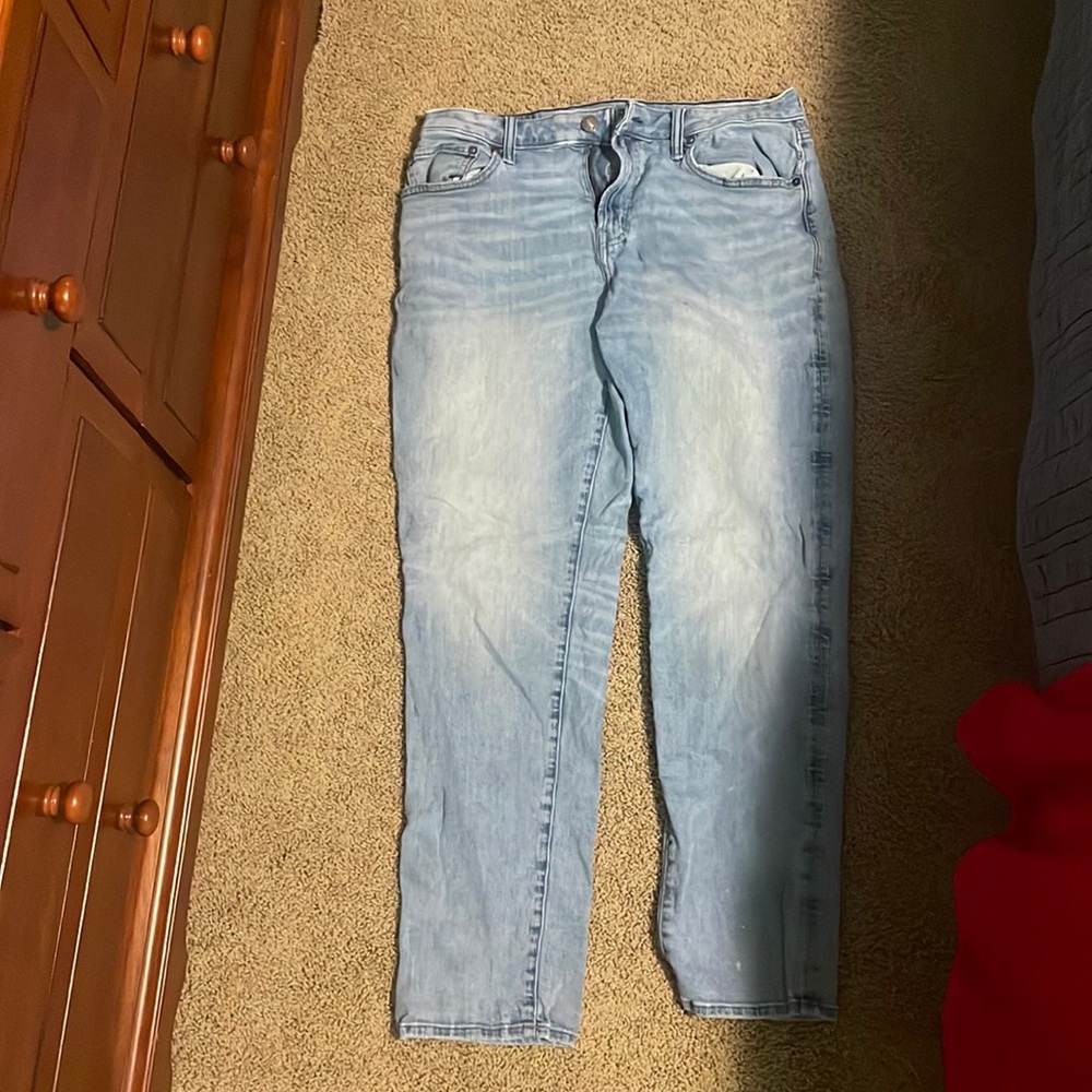 American Eagle athletic fit. 33x32. Slim straight